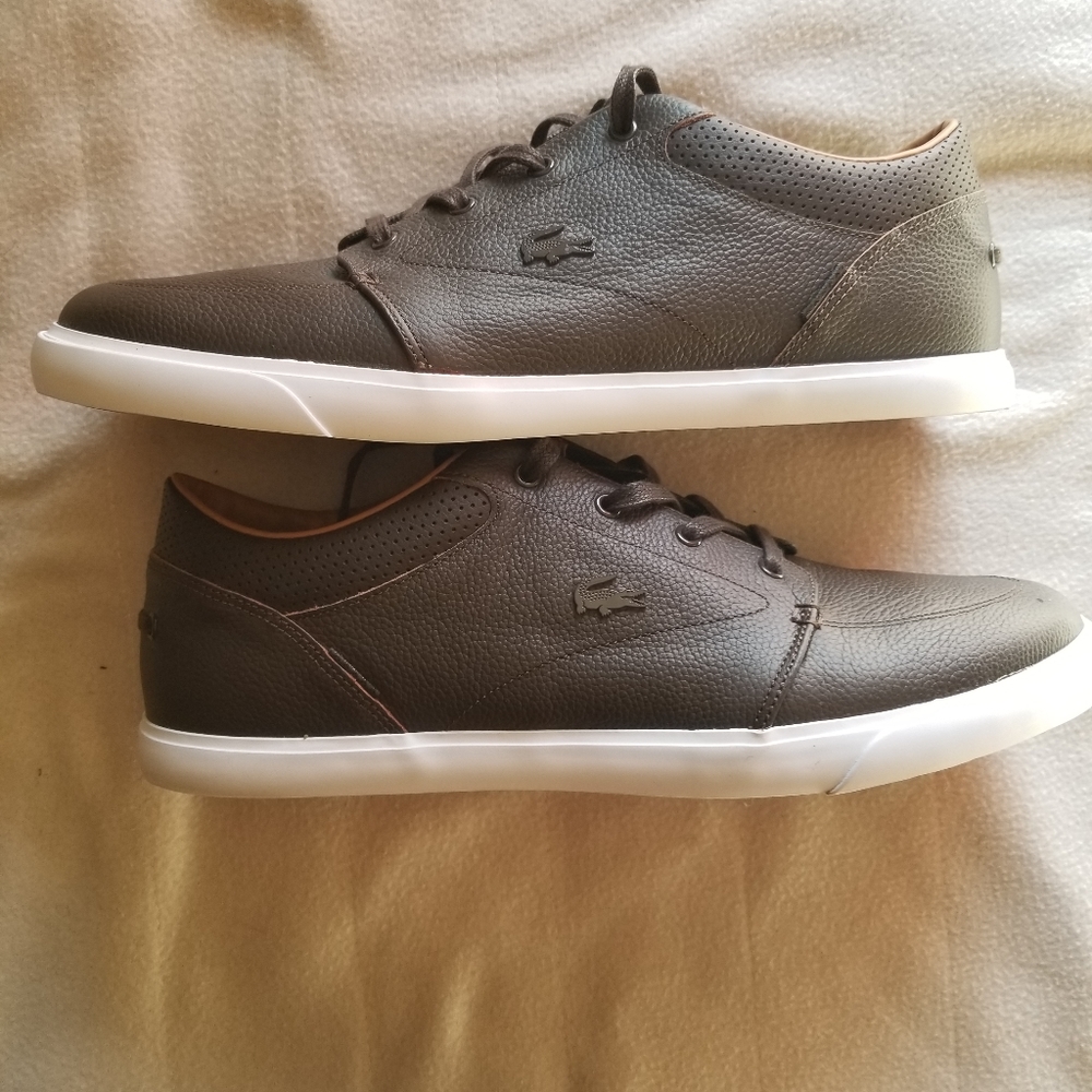 Lacoste  sneakers
